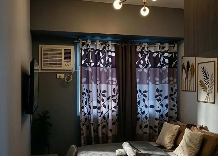 Apartment Cozy High-rise Views *